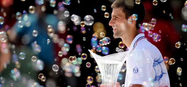 Bubbles around a tennis player
